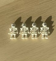 Lego Skeletons - 4 Stück Neu