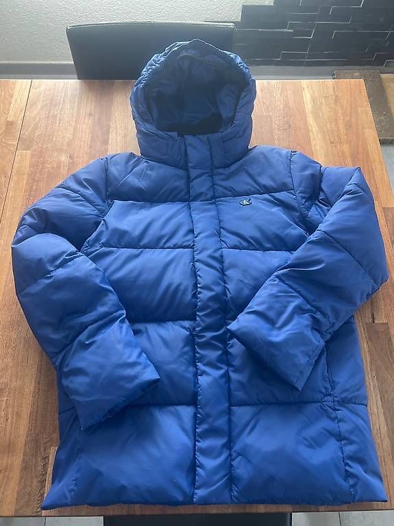 Giacche & Cappotti: Winterjacke Calvin Klein Jeans Gr. 14 – Usato da Winterthur venduto da Ursati