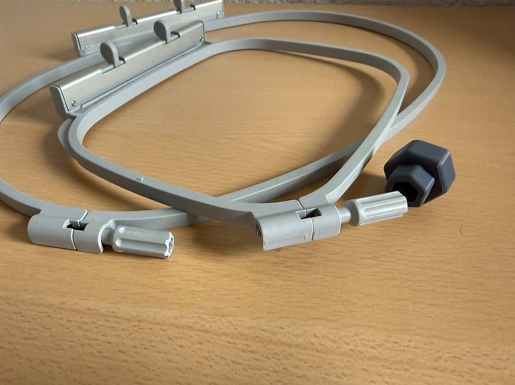 Stickrahmen: Bernina Stickrahmen klein Griff Adapter 20mm – Gebraucht aus Münchenbuchsee von heinz-5 1