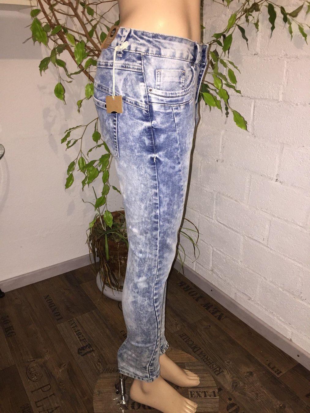 Maddison Jeans: Jeans MADDISON  Taille 40 Neuf LOOSE FIT – Neu und originalverpackt aus Cossonay-ville von Super-Price-Quality 2
