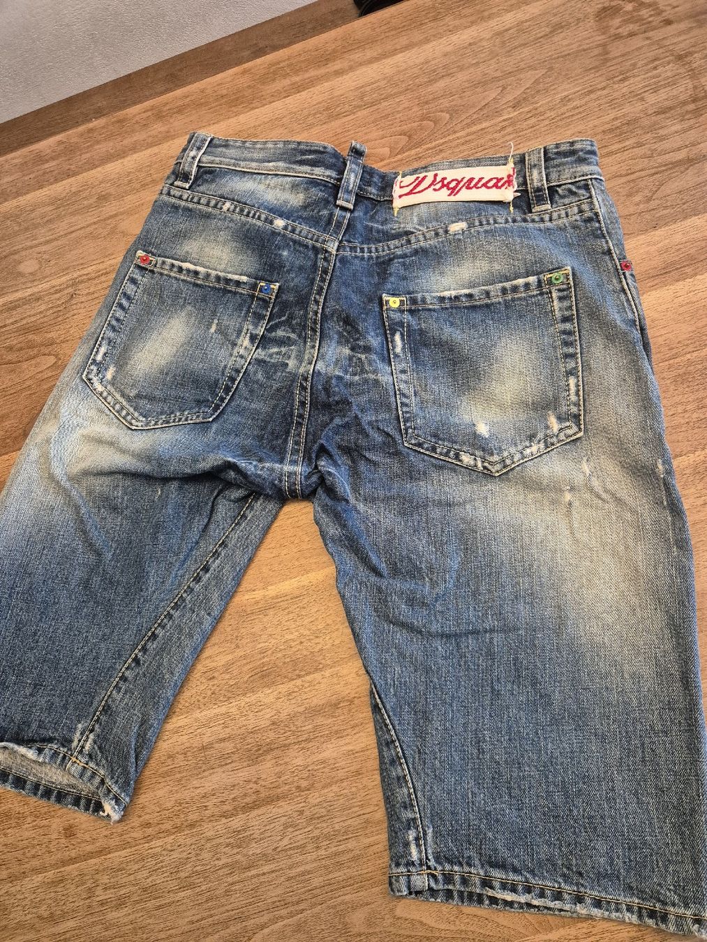 Dsquared2 Jeans: Dsquared2 Shorts  – Usato da Weesen venduto da sch_cs6t 3