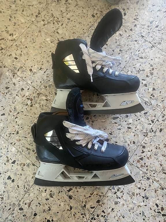 Schlittschuhe: Patin de gardien hockey – Gebraucht aus Saignelégier von Jeanno76