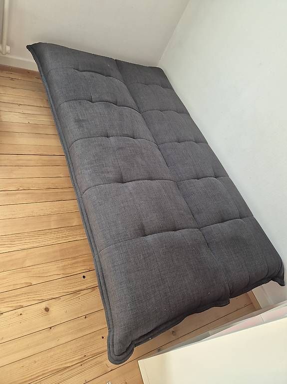 Sofas: Bettsofa – Gebraucht aus Winterthur von Neuesim 1