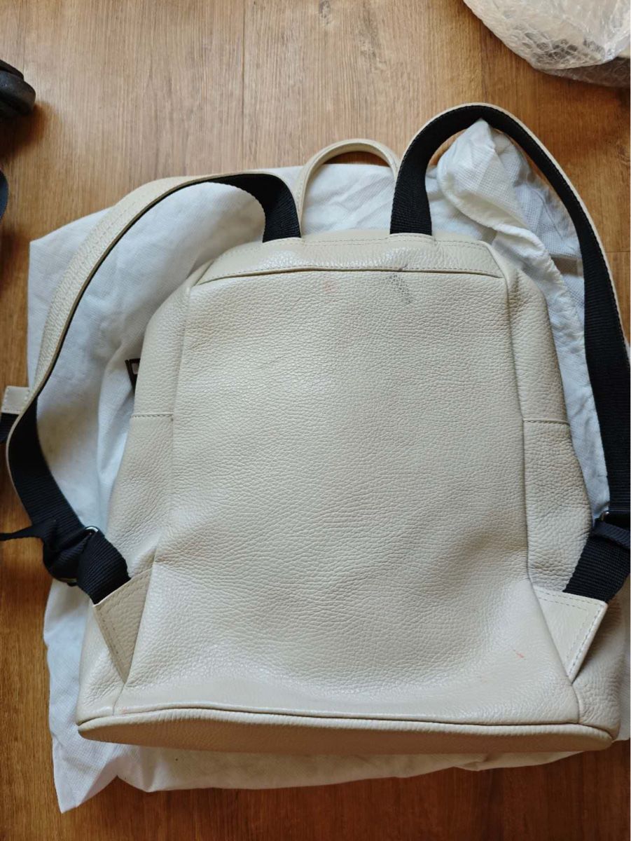 Zaini: Stylish Cream Leather Backpack - Perfect for everyday! – Usato da Genève venduto da Noemie.wrmsi 6
