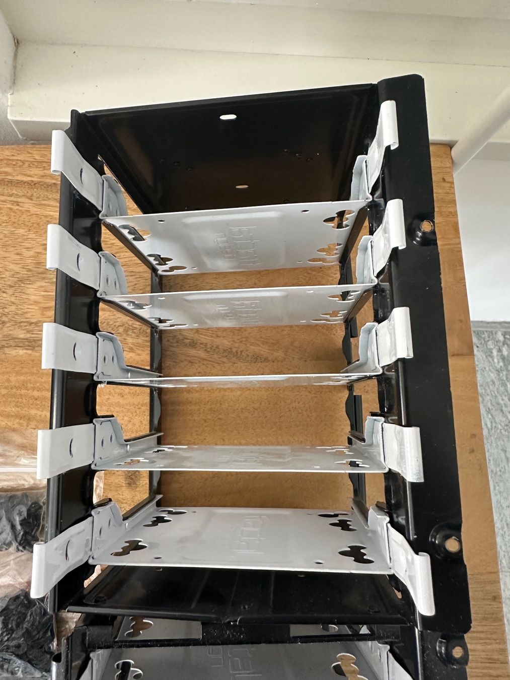 Fractal Custodie: Fractal Design Define R5 HDD Caddies / Trays – Usato da Baar venduto da vsmt 2