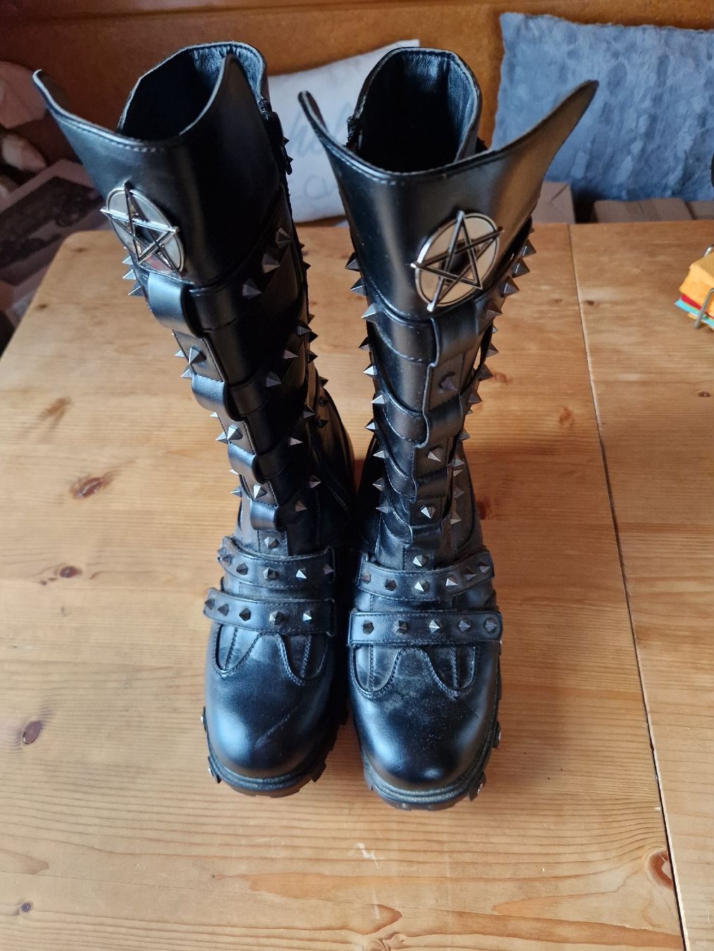 Scarpe da uomo: Motorradstiefel, schwarz, Gr.40 – Nuovo (secondo la descrizione) da Langnau i/E venduto da Stefho01 1