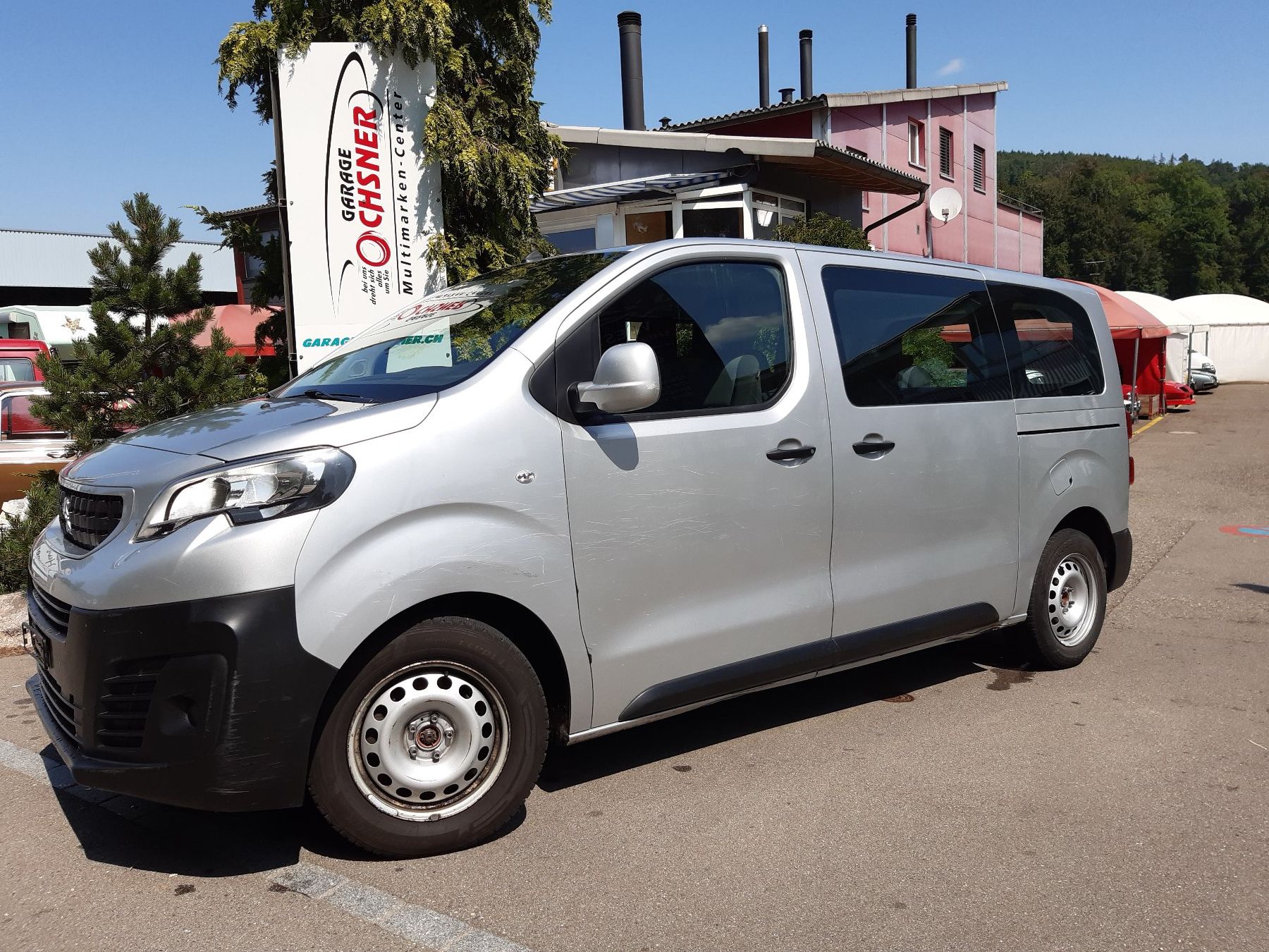 Peugeot Veicoli commerciali: Peugeot Expert Traveller 1.6 Diesel – Usato da Elgg venduto da Oldie67 3