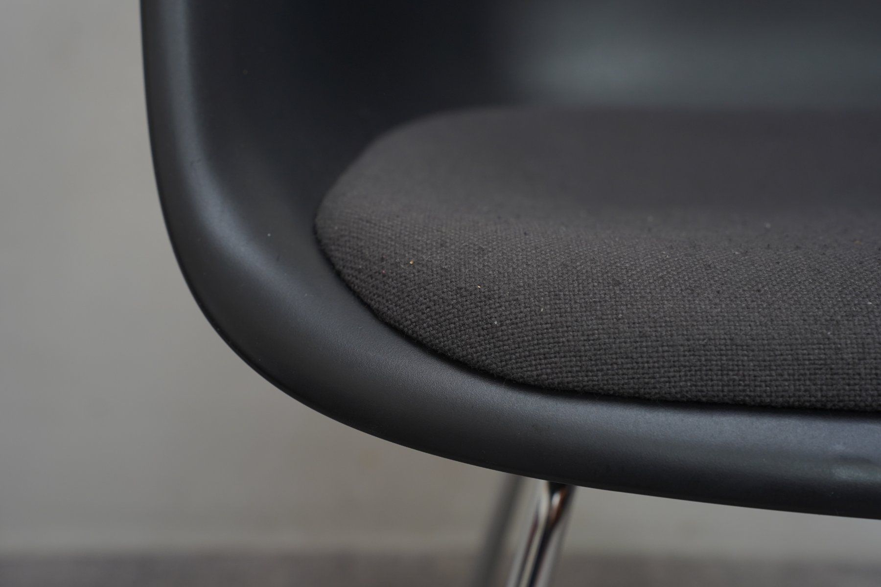 Vitra Fauteuils: Fauteuil Eames DAX, Vitra – D'occasion à Bulle par ABELiAM 1