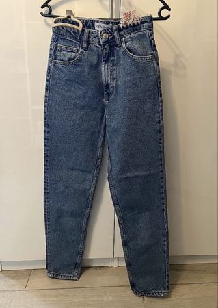 Blue Jeans von Zara