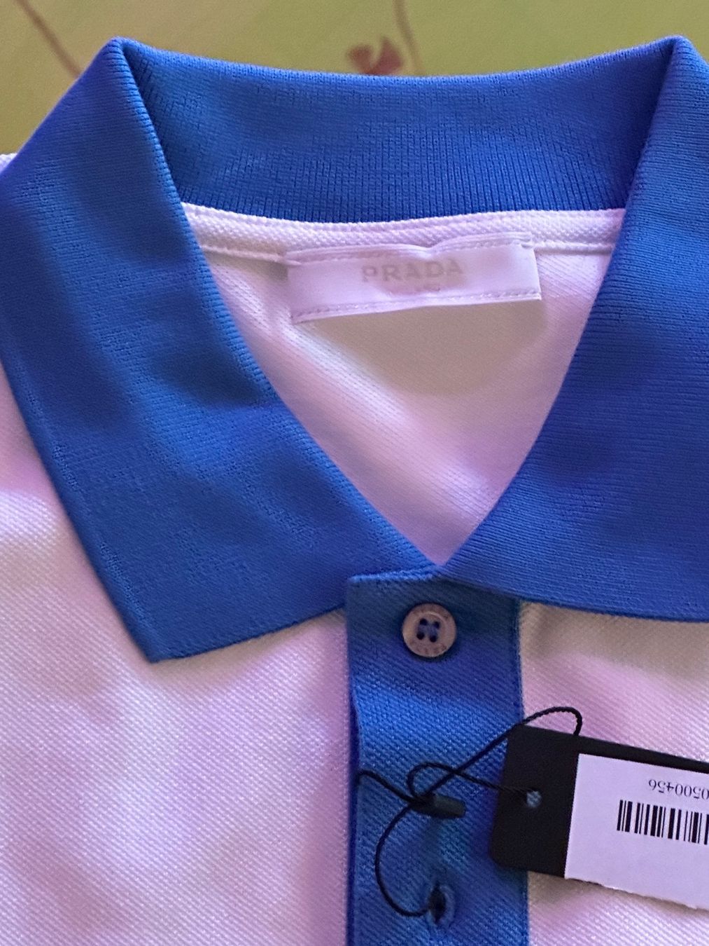 Prada Magliette Polo: Prada Polo neu M – Nuovo e nell'imballaggio originale da Zürich venduto da Ddechkovd 1