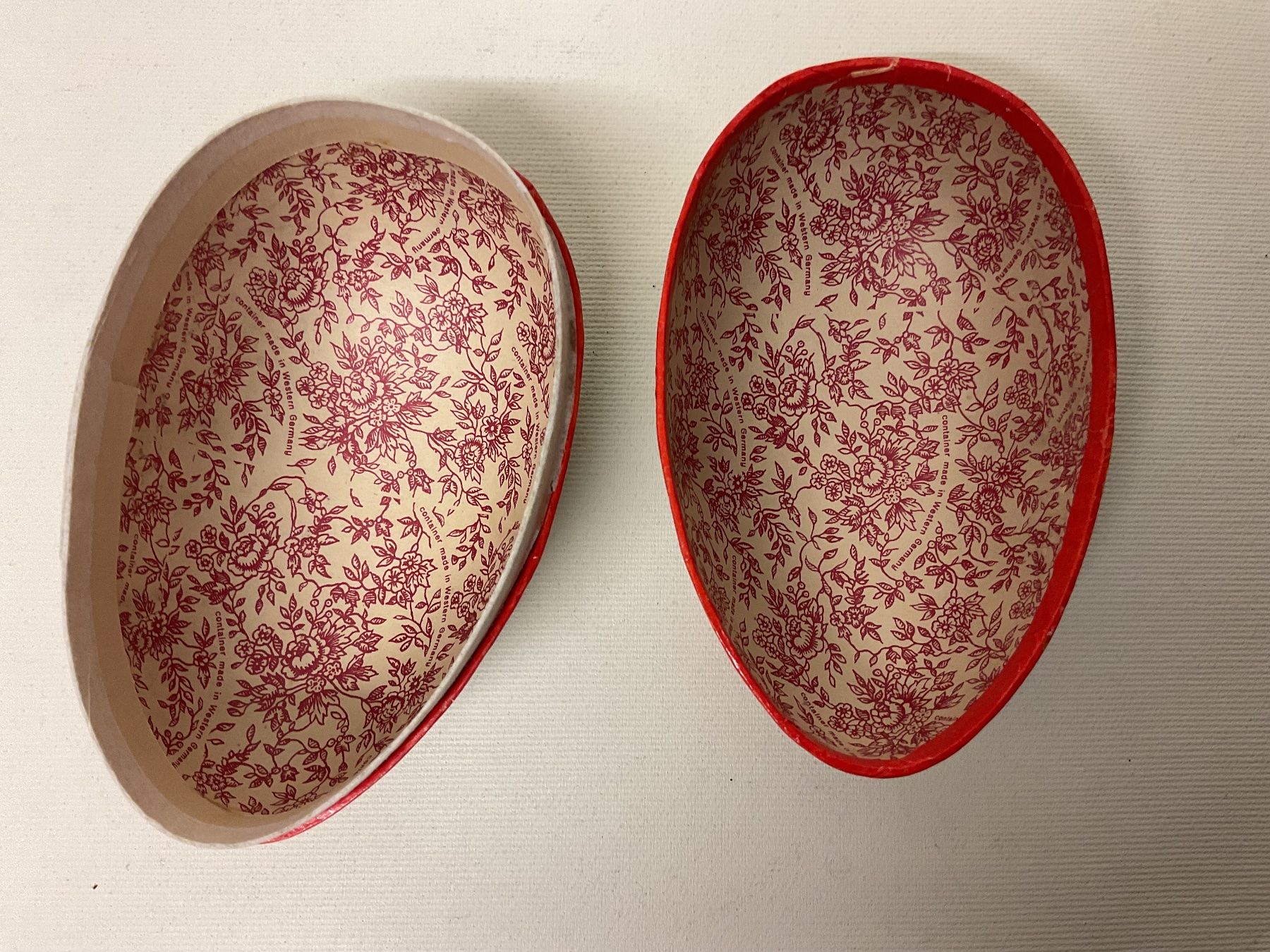 Tutte le decorazioni: Candycontainer, Osterei, Pappe, alt – Usato da Zürich venduto da -Panoptikum- 4