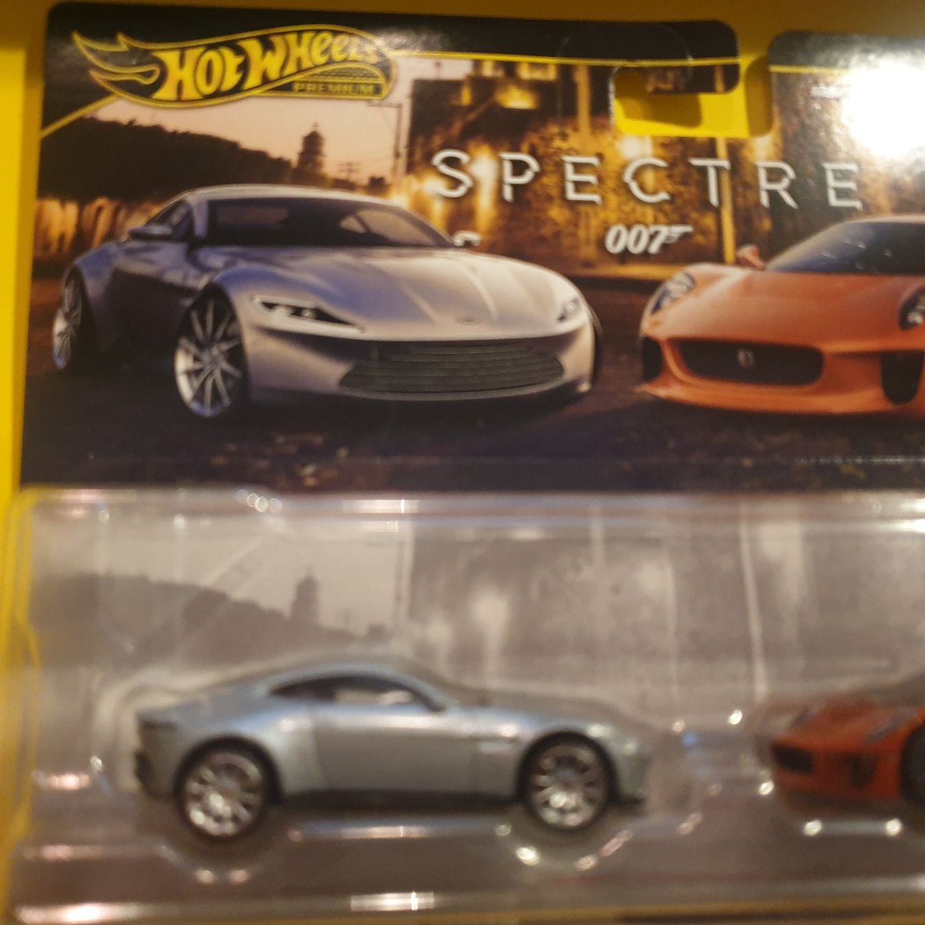 Hot Wheels Modellautos: Hot Wheels 2025 Target Exclusive 2 Pack SPECTRE 007 – Neu und originalverpackt aus Oftringen von Rotor 1