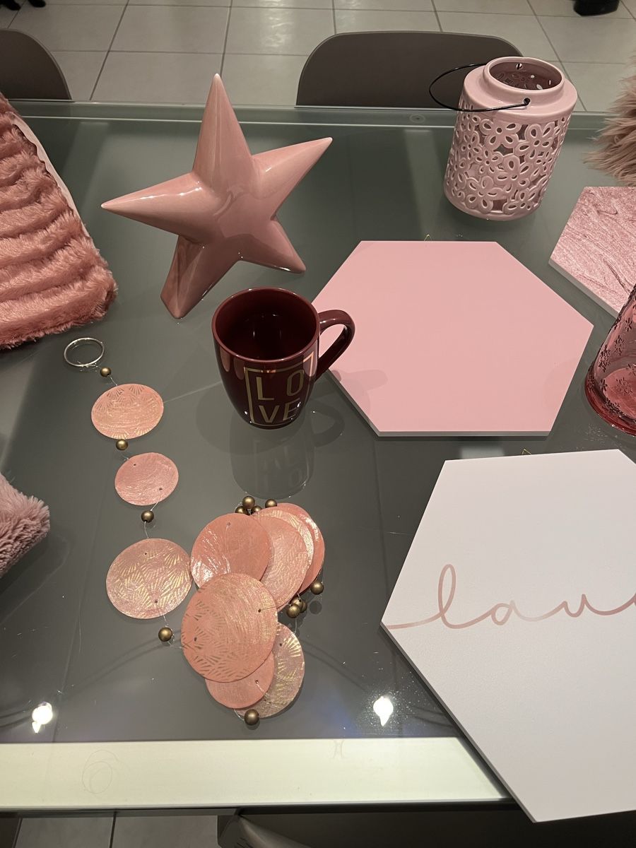 Tutte le decorazioni: Deko Set Rosa – Usato da Urtenen-Schönbühl venduto da nina1969 1