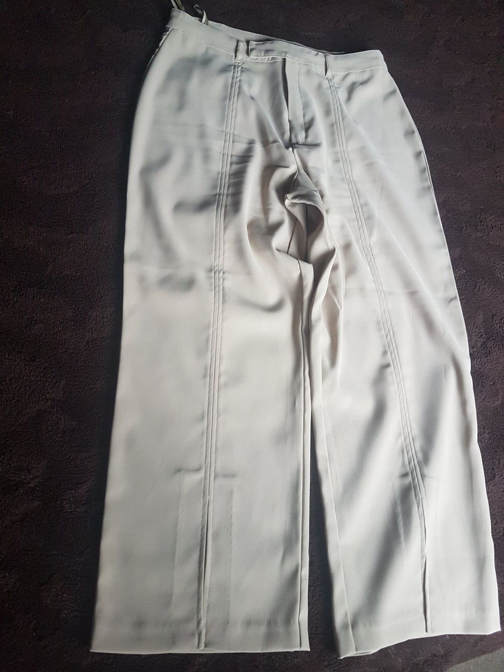 Pantaloni: Pantalon taille 40 marque LineaV – Usato da Villiers venduto da san_jn5w