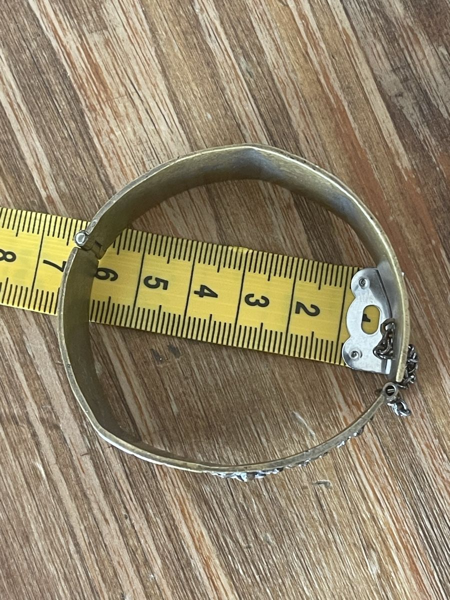 Armbänder & -reifen: Bracelet rigide cuivré bon état 6.5cm – Gebraucht aus Kloten von Vermicelles 3