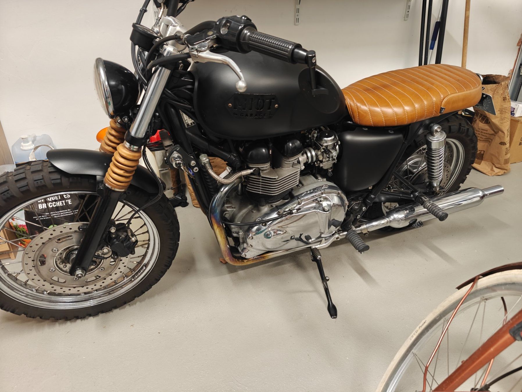 Triumph Strasse: Triumph Bonneville T100 – Gebraucht aus Bellmund von atikinatikin