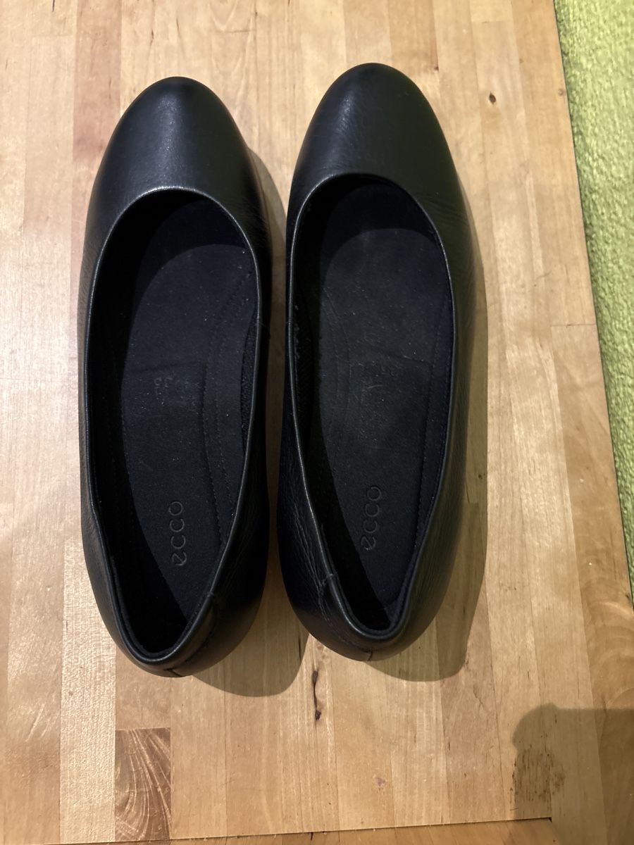 Ecco Scarpe da donna: Ballerine Ecco en cuir noir neuve – Nuovo (secondo la descrizione) da Düdingen venduto da Yellow