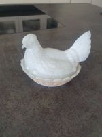 Milchglas Huhn mit Nest  Dekoration Weiss