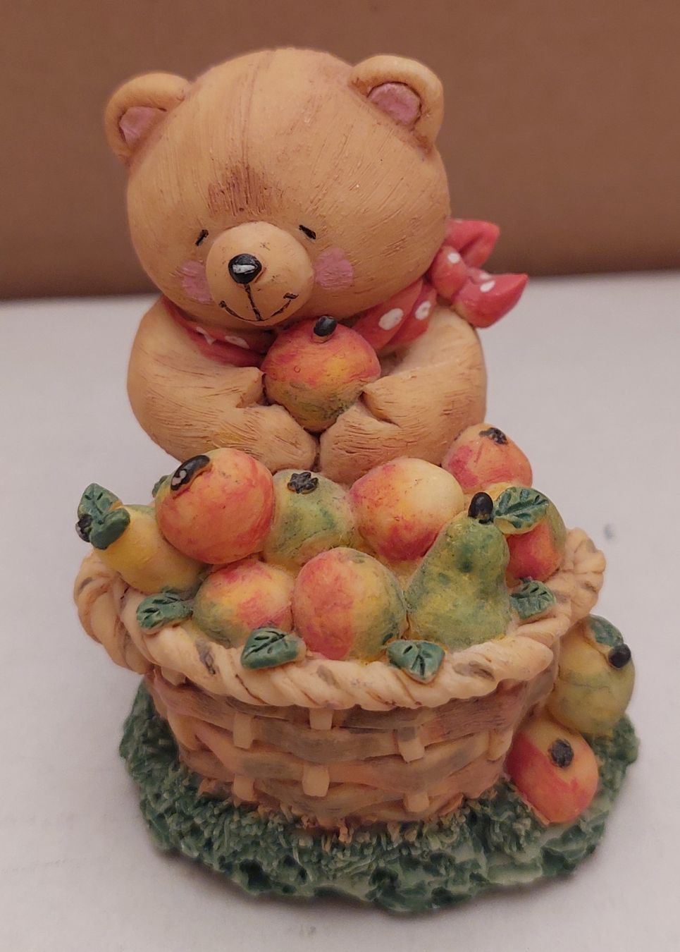 Figurines: 9 süsse Bärchen im Garten 'BROWNSWORD' – D'occasion à Immensee par Djinny 6
