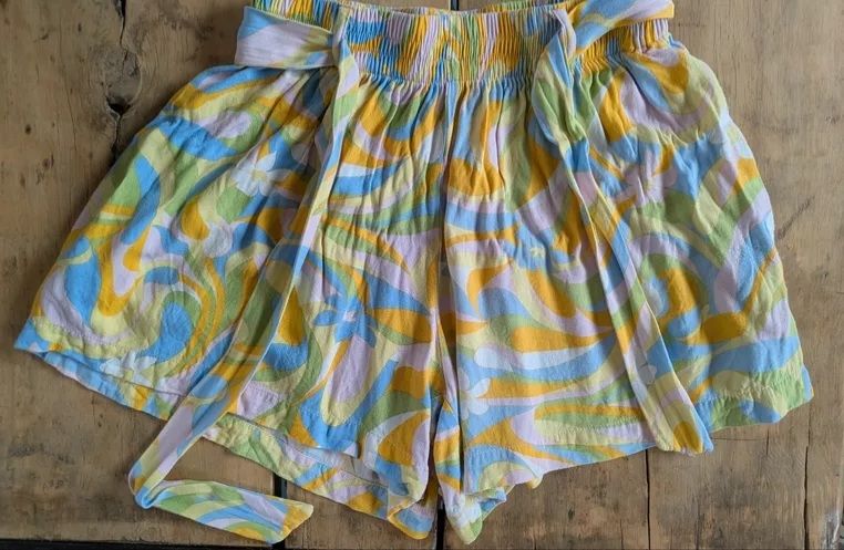 Promod Pantaloni: Short en tissus – Usato da Echallens venduto da Echo_ed6
