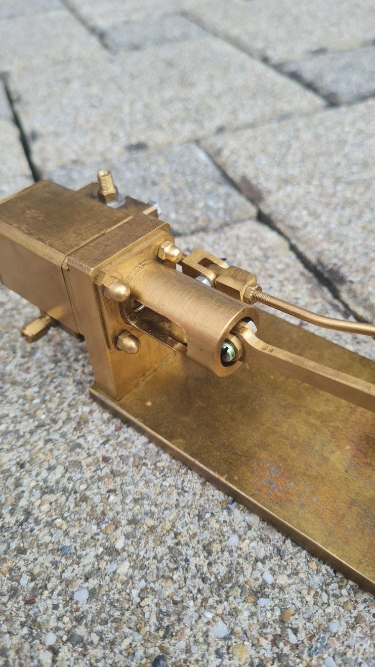 Modellbausätze & Standmodelle: Dampfmaschine?? / Luftmodell?? / Messing /Eigenbau?? /1.4 Kg – Gebraucht aus Safenwil von Husqi2000 8