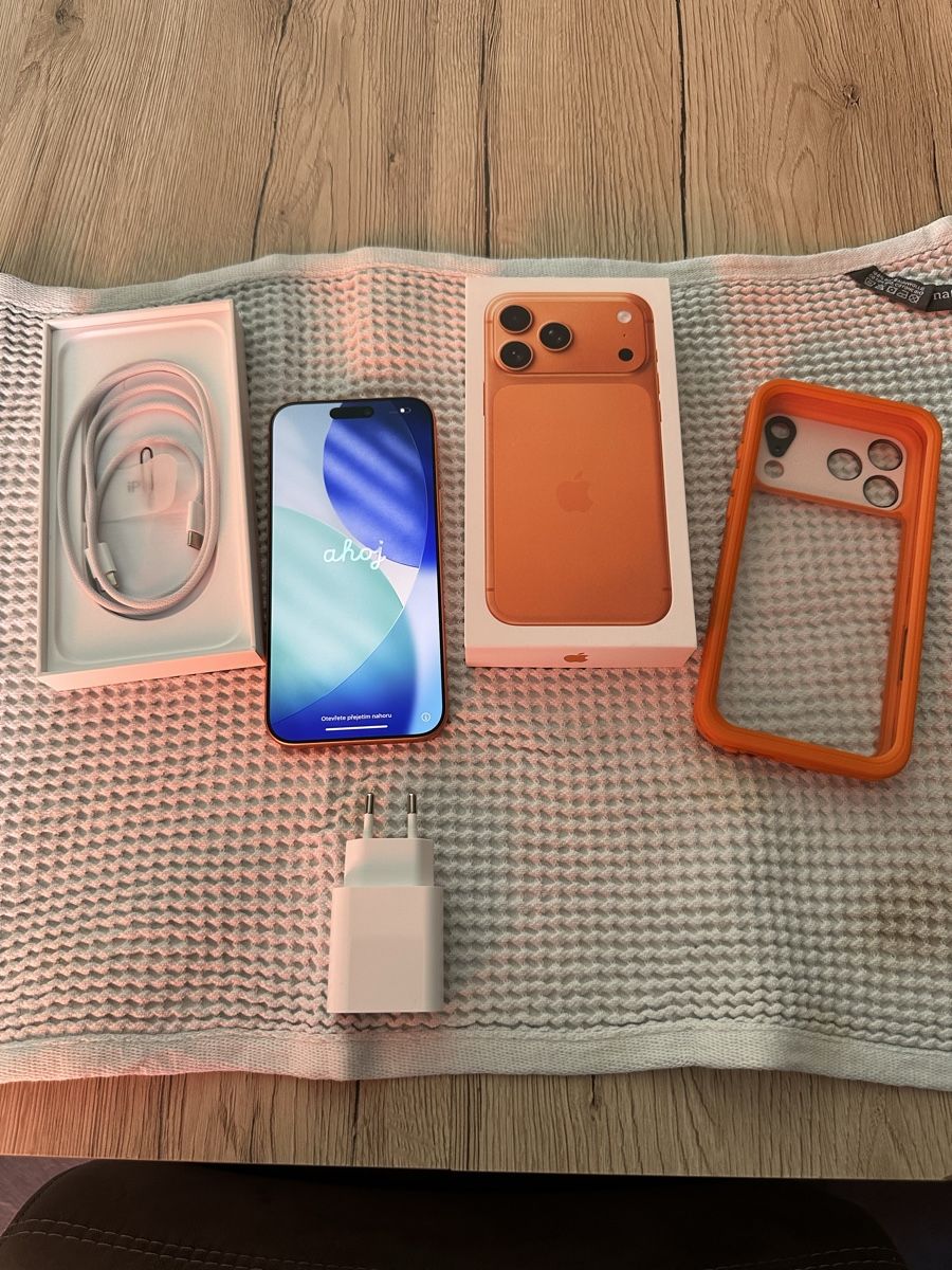 Apple Portables: iPhone 17 Pro Max – Neuf (Voir description) à Glis par bfe_ghf5