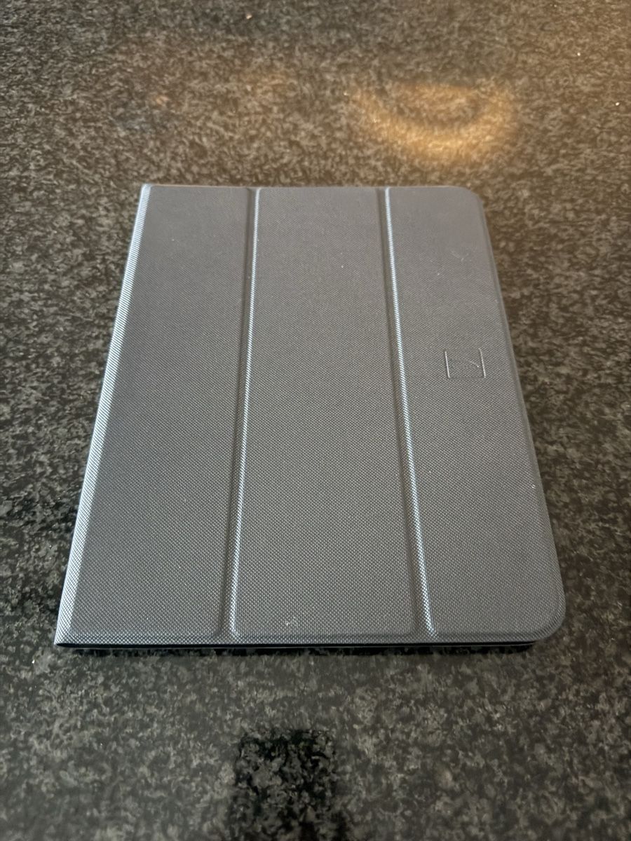 Apple Tablet PC: Ipad mit Hülle. Wie neu – Usato da Wittnau venduto da Hoppelhase82 1