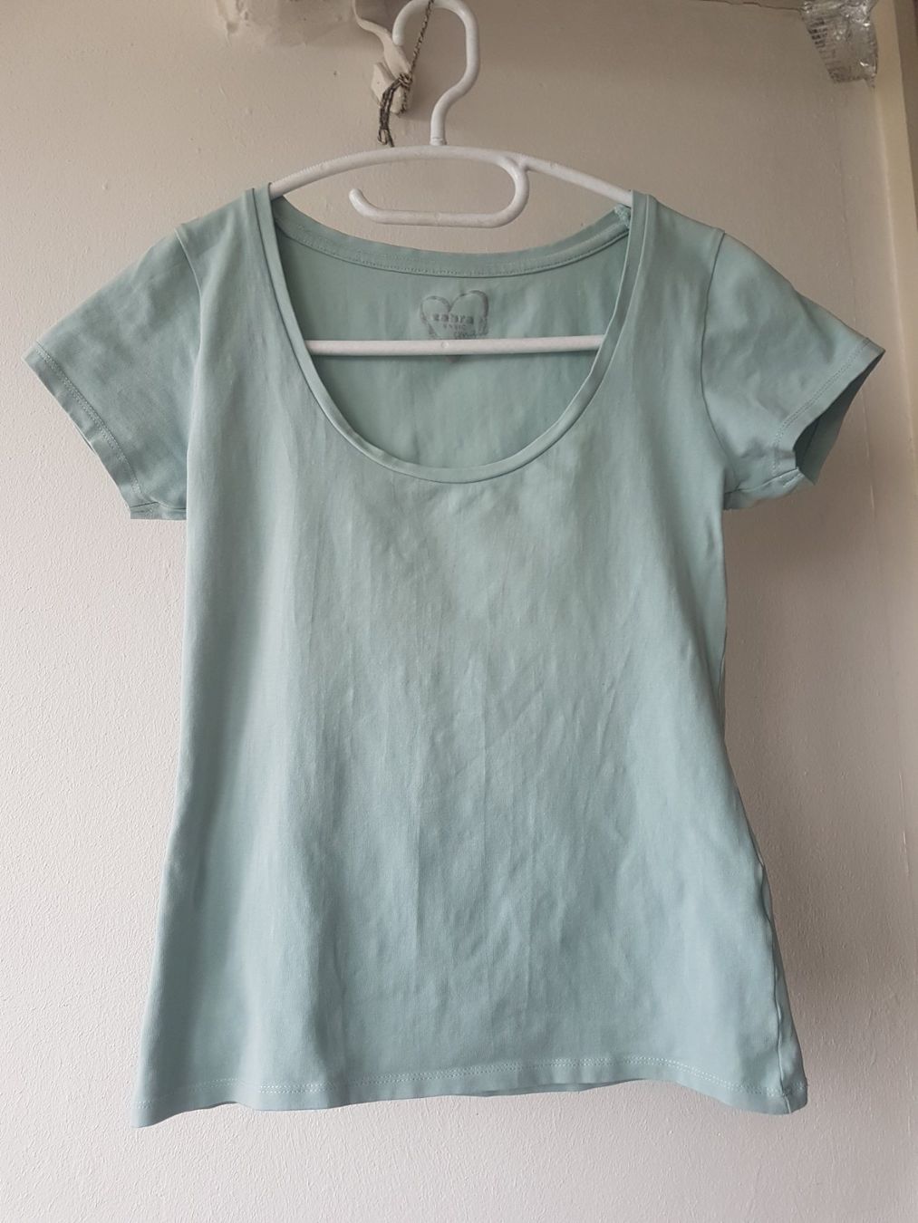 Zara T-shirt: Zara T-shirt – Usato da Châtelaine venduto da ing_mb6r