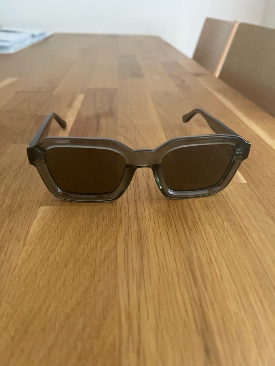 Brillen & Gläser: Sonnenbrille Meller – Gebraucht aus St. Gallen von cor_c9lz