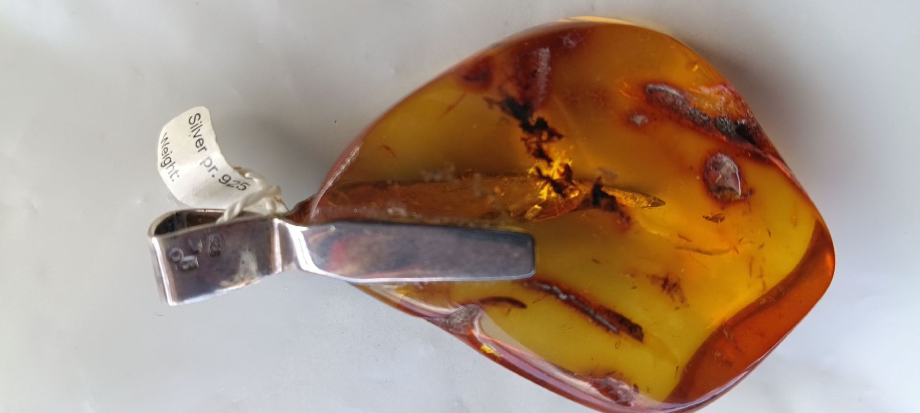 Mineralien & Heilsteine: Amber pendant with inclusions sterling silver setting – Neu und originalverpackt aus Zürich von cat_9cvz 3