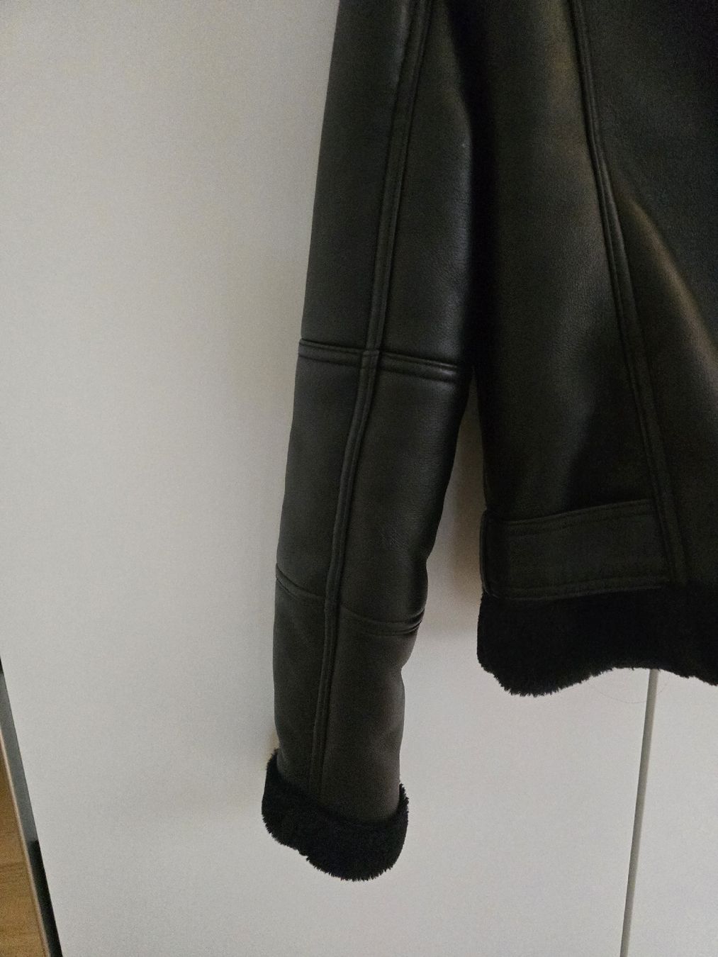 Topshop Jacken: Topshop Kunstlederjacke mit Fellfutter schwarz Grösse 38 – Gebraucht aus Thalwil von Nikkita2 4
