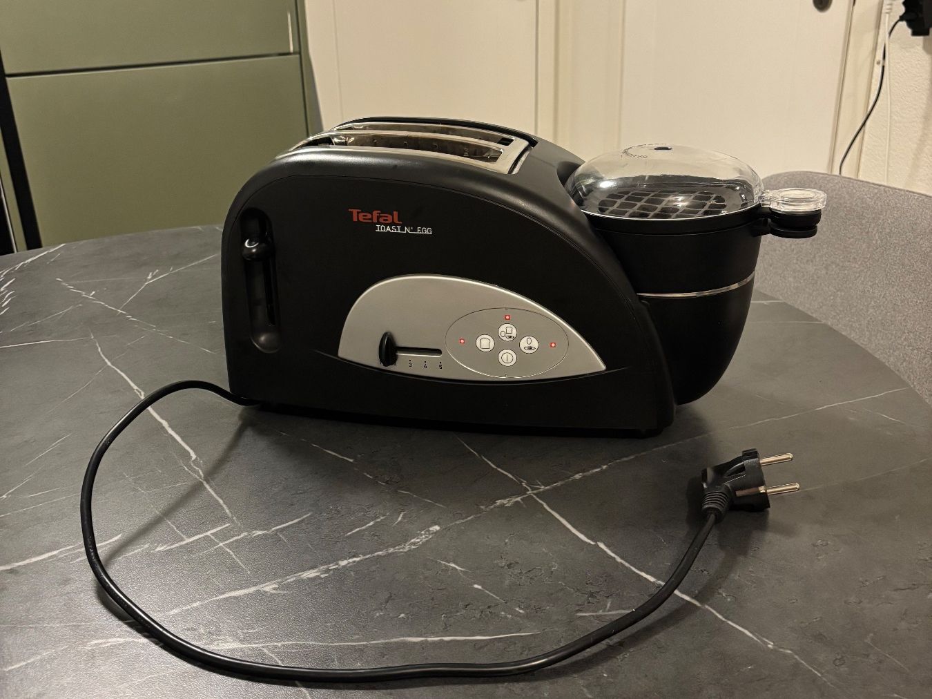 Komplettküchen: Tefal Toast n' Egg – Gebraucht aus Galmiz von pt_renato93