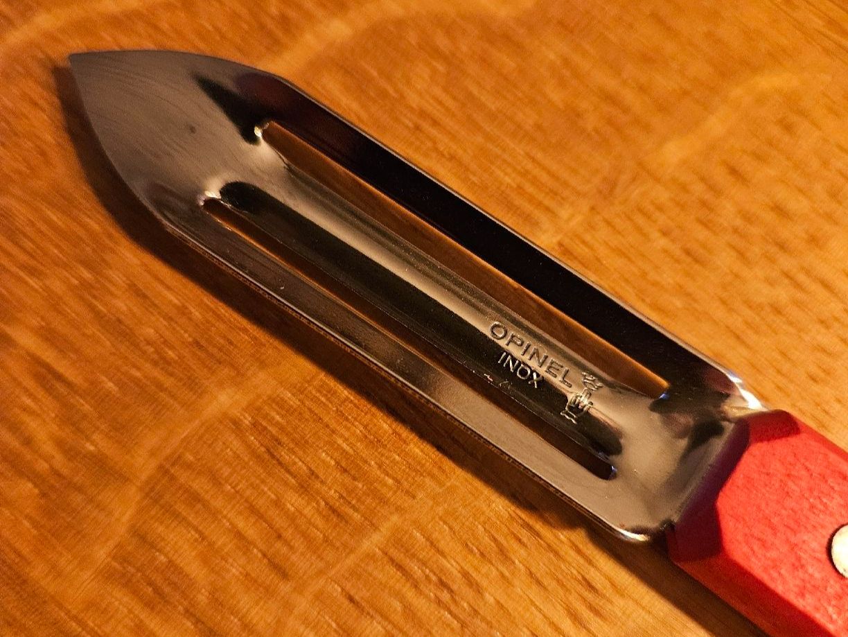 Küchengeräte: Opinel Schäler Sparschäler rot Küchenhelfer – Neu (gemäss Beschreibung) aus Bern von Respirit 2