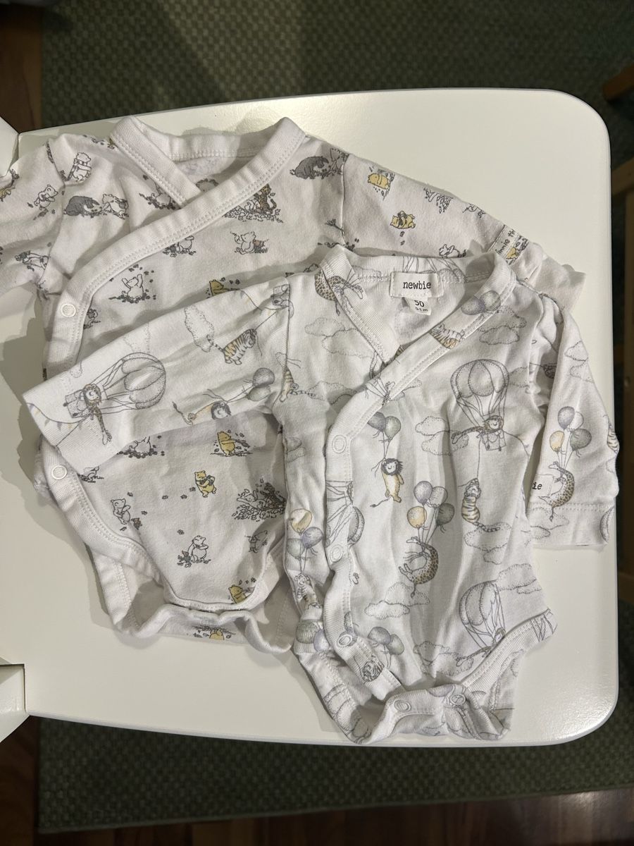 Ensembles coordonnés: Newborn Wickelbody langarm Grösse 50 – D'occasion à Zürich par eli_m229