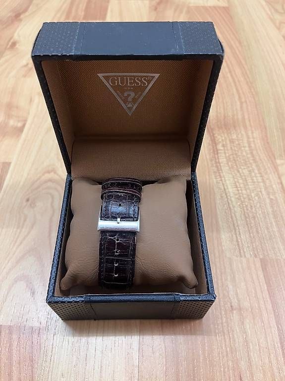 Guess Uhren: Guess Uhr W0380G2 – Gebraucht aus Hohenrain von Manuelch01 2