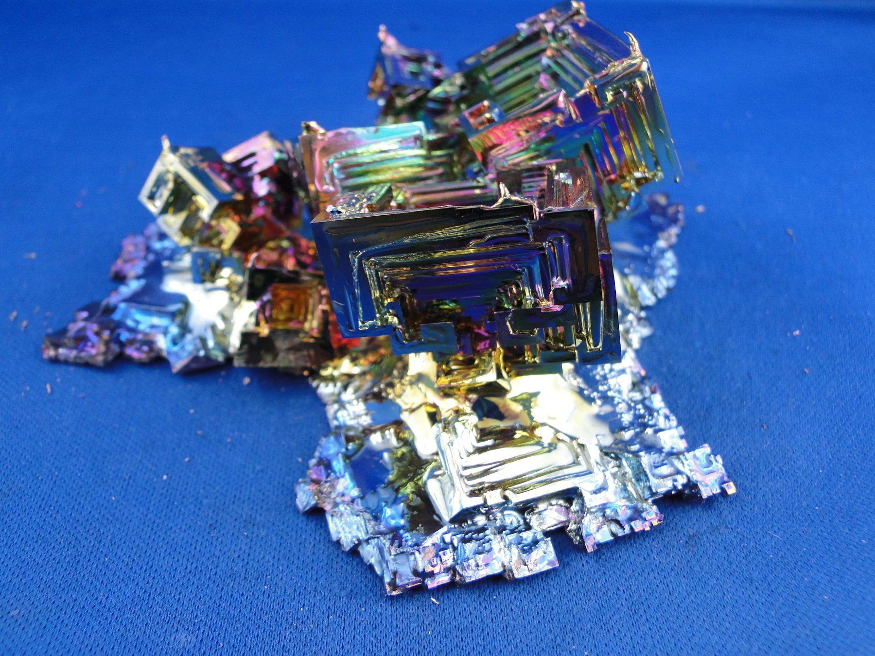 Minerali & Pietre curative: Bismuth-Stufe – Usato da Schinznach Bad venduto da Demerald 8