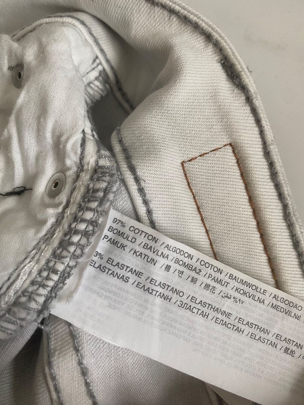 Mango Jeans: Neuwertige Mango Jeans, Grösse 34 – Nuovo (secondo la descrizione) da Zürich venduto da MaxZurich 5