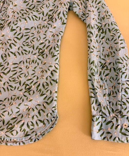 Blusen: Bluse, mit tollem Print, M – Gebraucht aus Zürich von gunti02 2