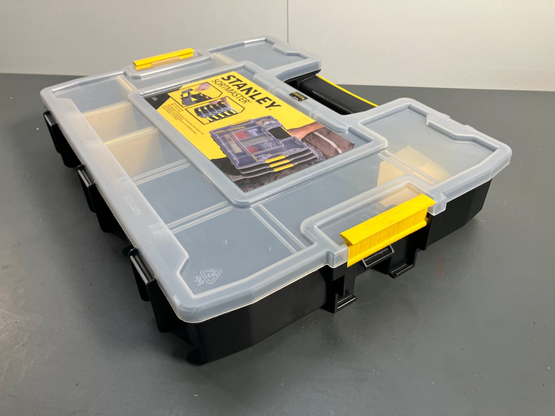 Alle Werkzeuge: STANLEY Sortmaster - Sortierkoffer mit div. Inhalt ab 1.- – Gebraucht aus Lichtensteig von Buy24International 7