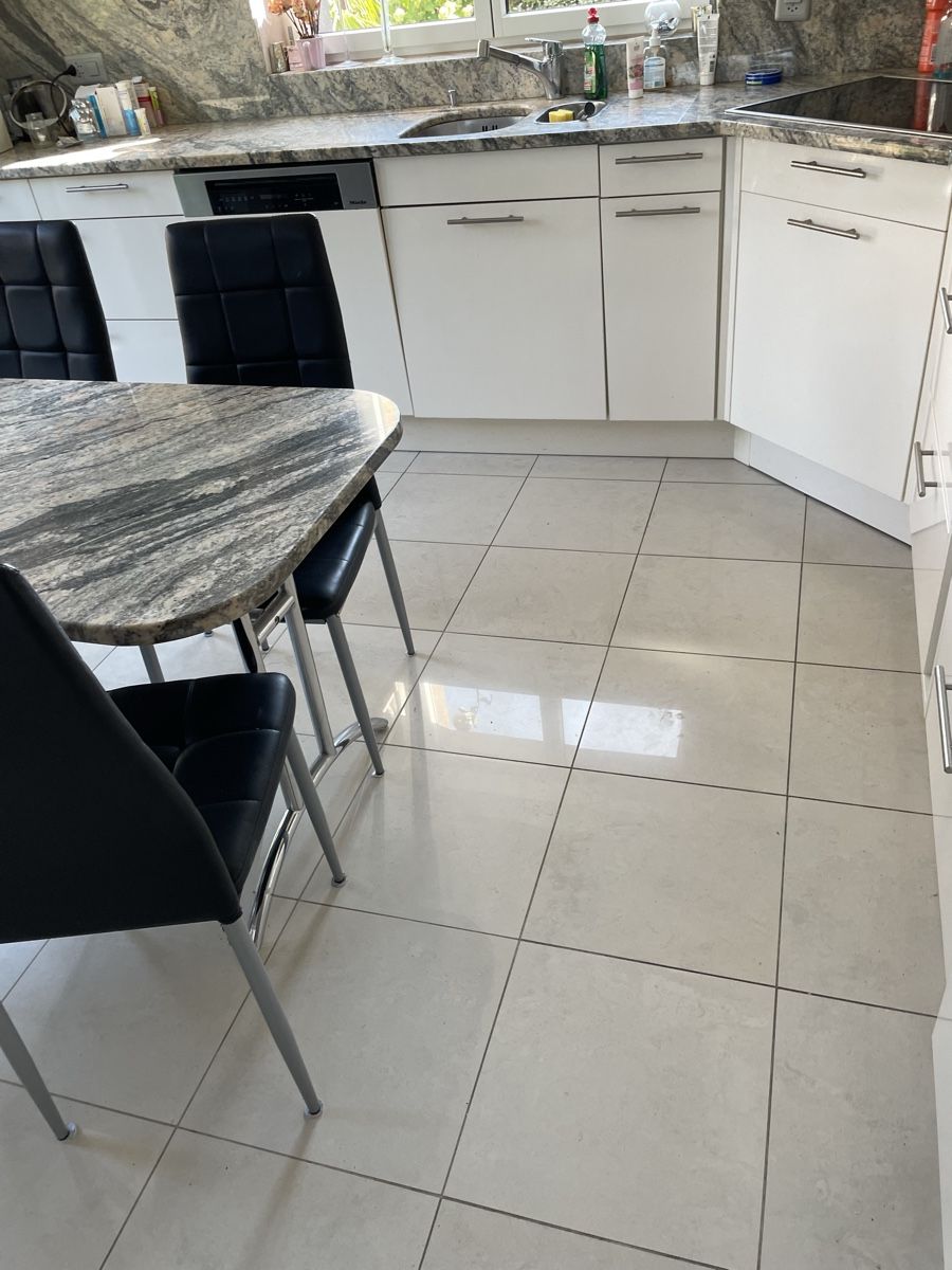 Cucine complete: Top ganze Kueche. Top neue Geraete – Usato da JEGENSTORF venduto da pem_qs2l 1