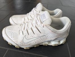 Nike Reax Schuhe weiss Gr. 41 - Sommerliche Sportschuhe