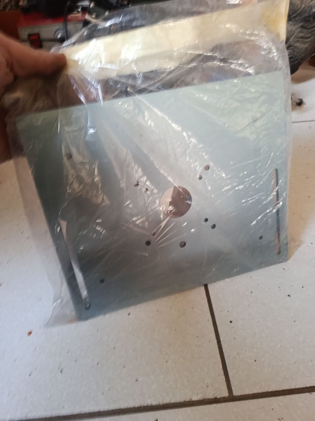Alle Werkzeuge: Kit accessoires défonceuse : plaque, compas circulaire, guid – Gebraucht aus Goumoens-la-Ville von bourquistef 3