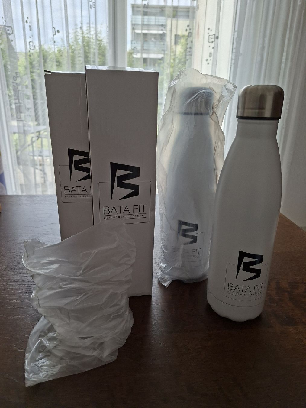 Borracce & Thermos: 2 Isolierflaschen, Edelstahl, NEU – Nuovo e nell'imballaggio originale da Möhlin venduto da alexandra43