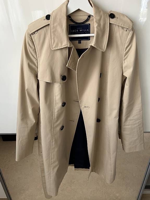 Cappotti: Trenchcoat – Usato da Zürich venduto da yan_r7k6