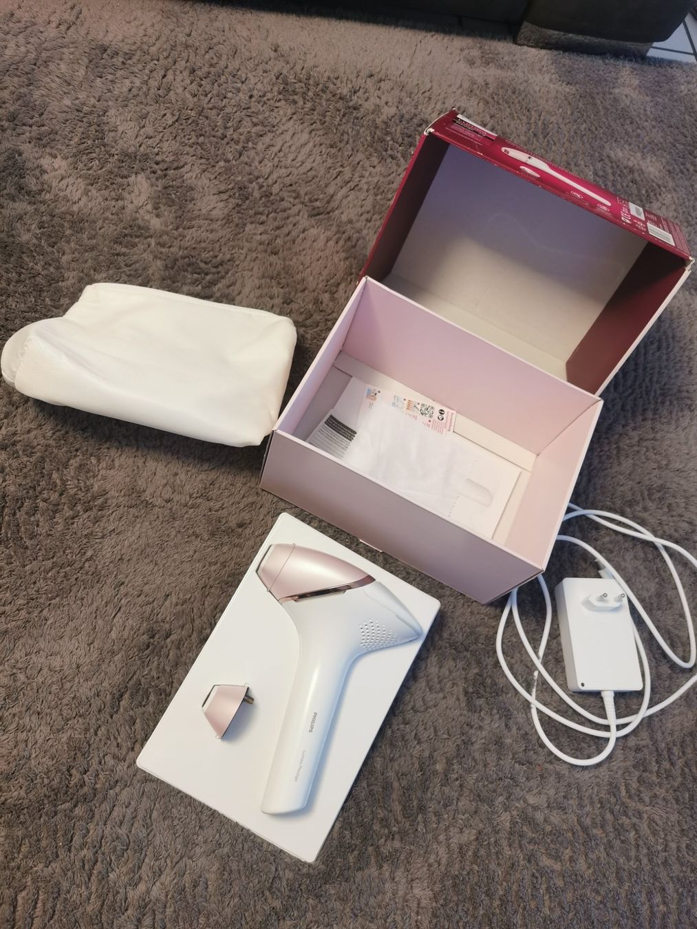 Philips Rasierapparate & Rasierklingen: Philips Lumea Prestige IPL -  Haarentfernung neuwertig – Gebraucht aus Gunzgen von 0Aurin0 1