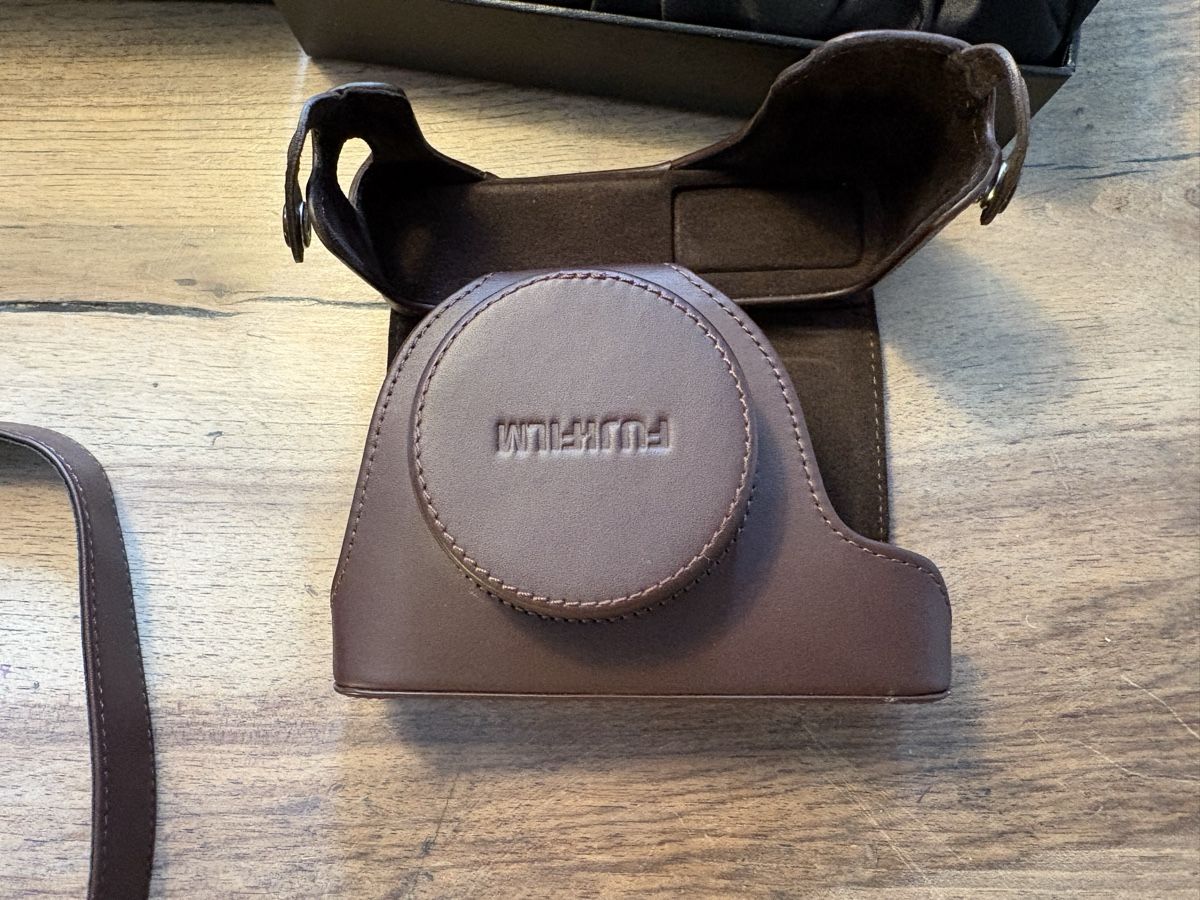 Fujifilm Fotocamera: Fujifilm X100 – Usato da Oberrieden venduto da Resfauser 3