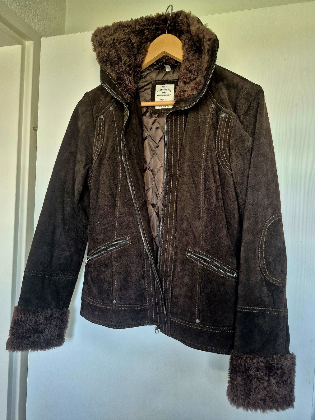 Tom Tailor Jacken: Wild Leder Tom Tailor jacke – Gebraucht aus Birr von Zin-zi_lator12