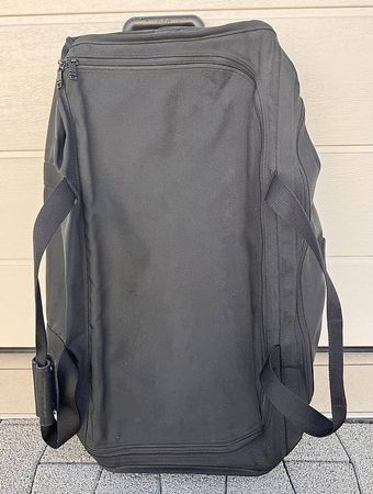 Hochwertige Tumi Reisetasche mit Rollen