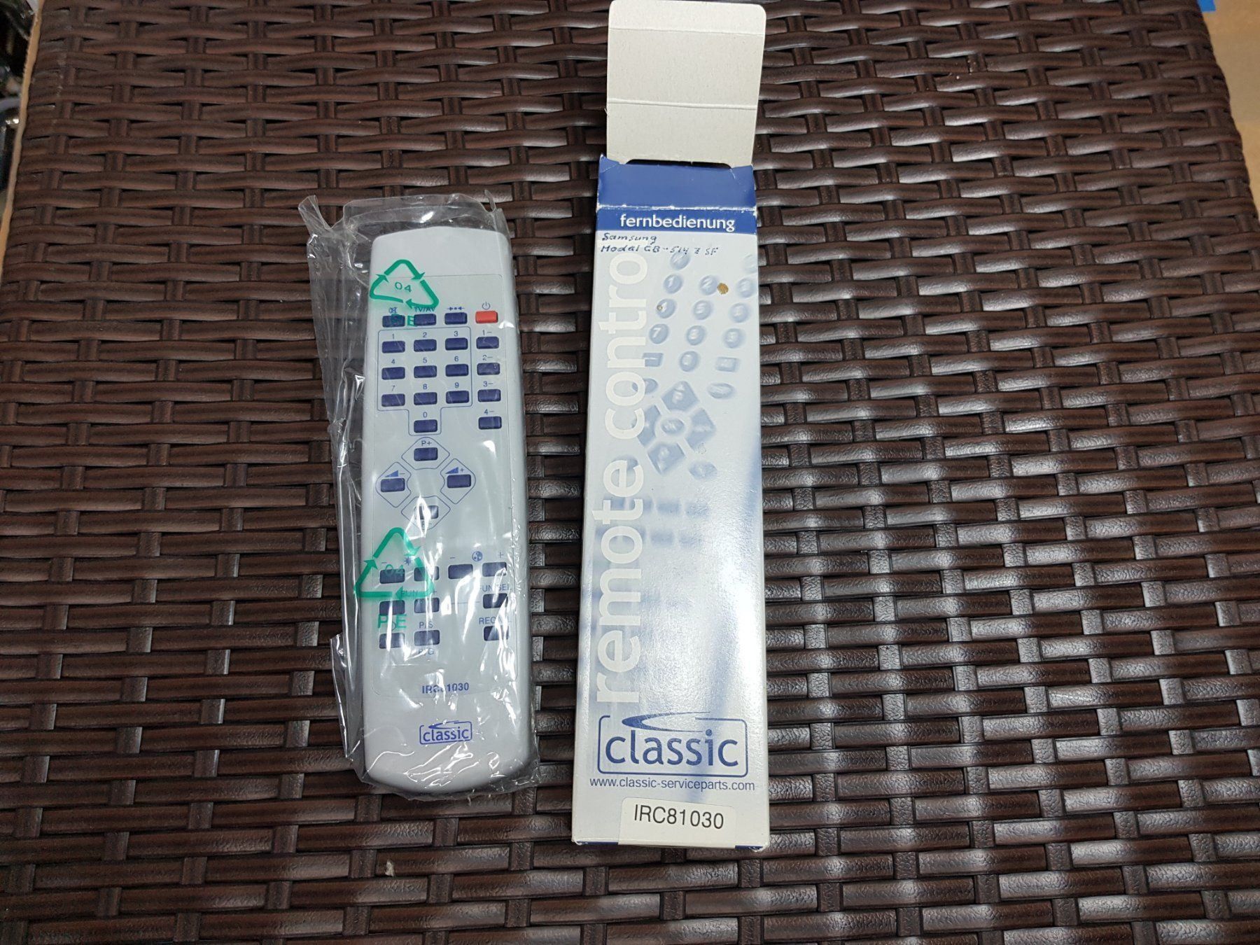Telecomandi: SAMSUNG CB-514 ZS Remote Control – Nuovo e nell'imballaggio originale da Bionnens venduto da Meg011