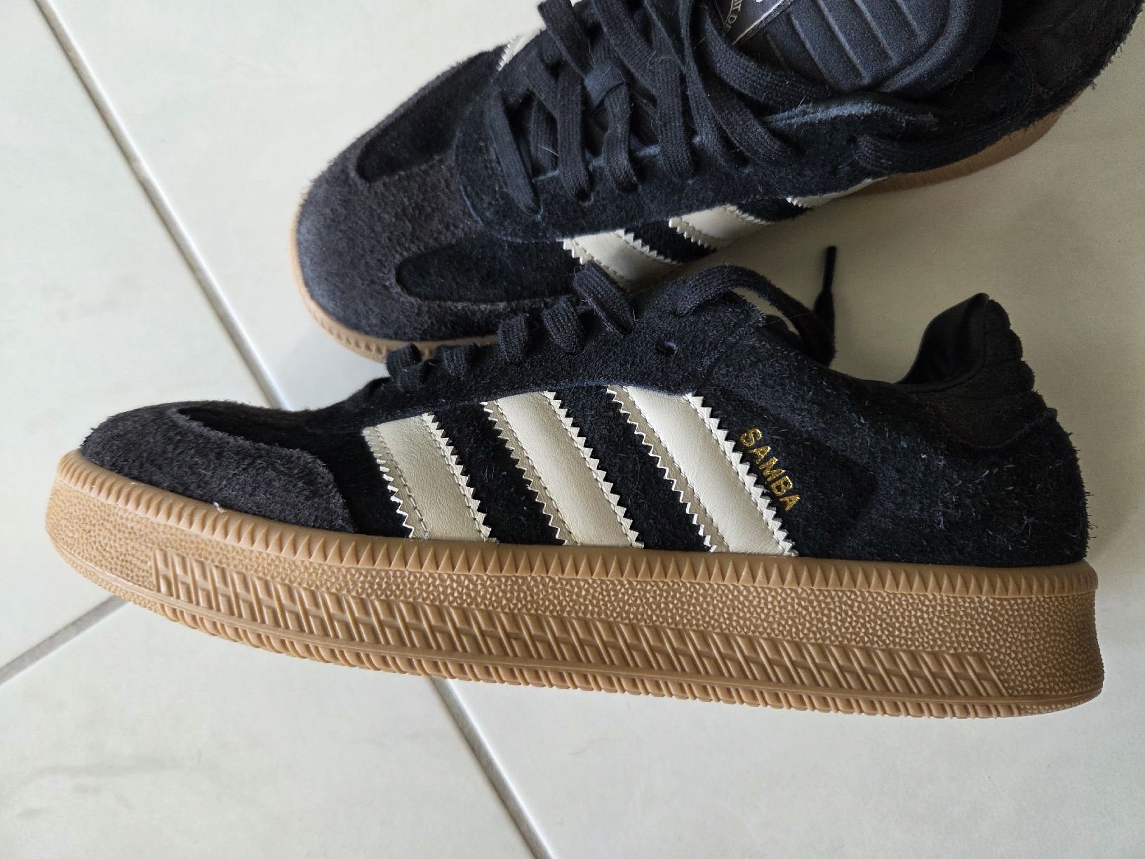 Adidas Herrenschuhe: Adidas Samba 43 1/3 – Neu (gemäss Beschreibung) aus Bronschhofen von Katrusja 4